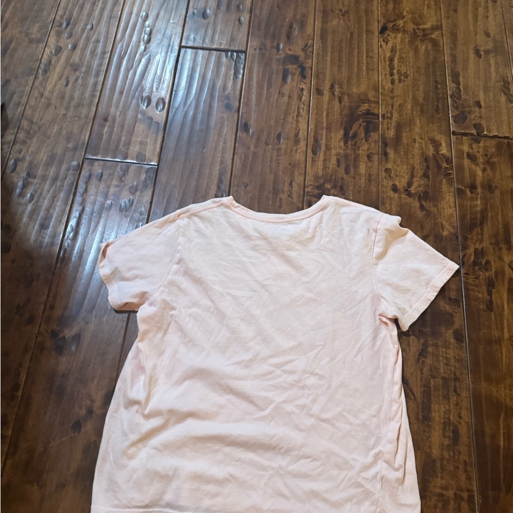 Puma Peach Kids Tee with Vibrant Graphic - Picture 3 of 3